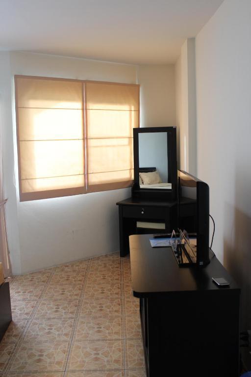 Samal Guesthouse Pattaya Værelse billede